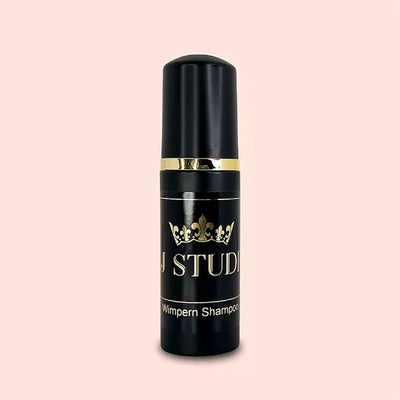 Reinigungsschaum zur sanften Pflege
Mild schäumendes Shampoo