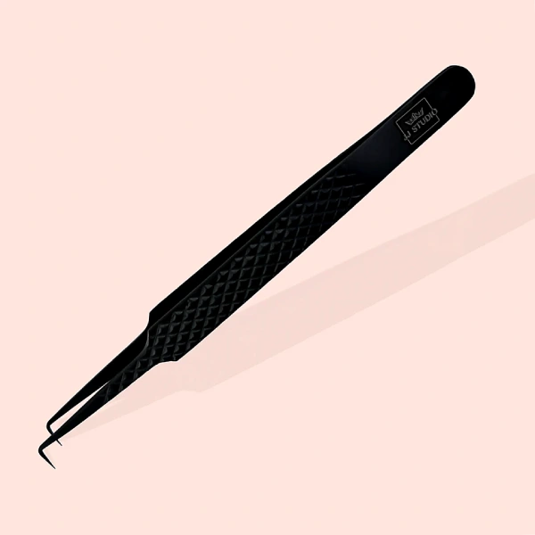 Präzisionspinzette Nr. 012 ist eine gebogene Pinzette mit 90° Beuge für die Wimpernverlängerung