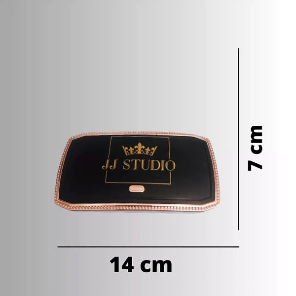 Mini UV-LED Lampe in modernem Schwarz-Matt-Kupfer ist das perfekte Tool für die professionelle Aushärtung von Nagelgel