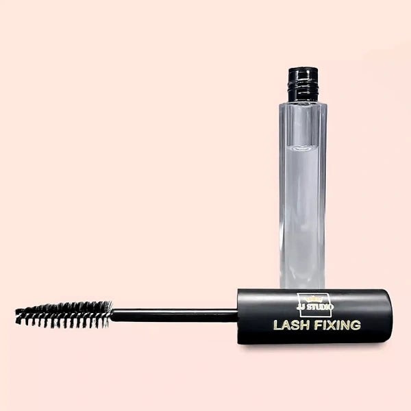 Der JJ Studio Lash Fixierer ist ein transparenter Fixateur für Wimpernextensions